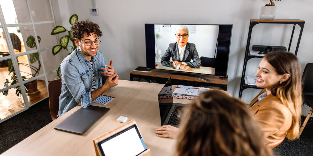 Hybrid Workforce Solutions for Smarter Scaling 